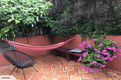 Photo of property in 11f Joan Street, Point Chevalier, Auckland, 1022