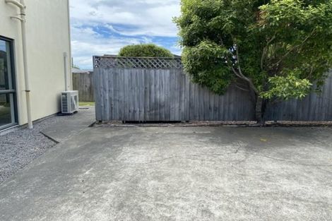 Photo of property in 120d Elizabeth Street, Riccarton, Christchurch, 8041