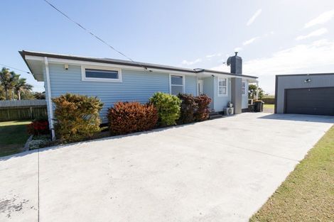 Photo of property in 104 Pipiroa Road, Ngatea, 3503