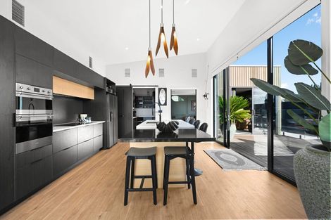 Photo of property in 17 Mike Smith Drive, Cambridge, 3434