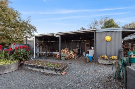 Photo of property in 104 Princess Street, Waitara, 4383