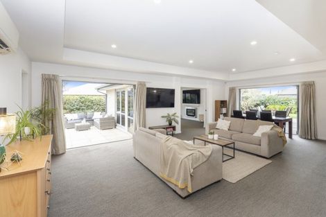 Photo of property in 20 Dunaverty Place, Broomfield, Christchurch, 8042