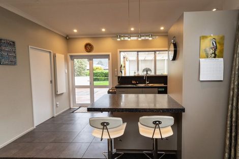 Photo of property in 8 Melvill Grove, Waterloo, Lower Hutt, 5011