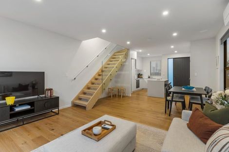 Photo of property in 6/82 East Coast Road, Milford, Auckland, 0620