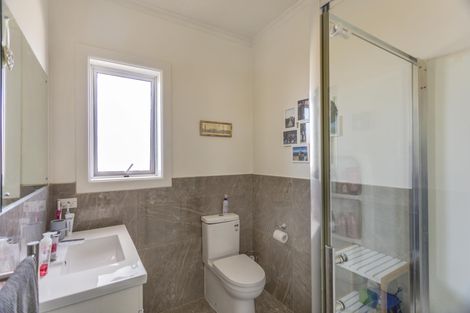 Photo of property in 17 Holmes Street, Holmes Hill, Oamaru, 9401