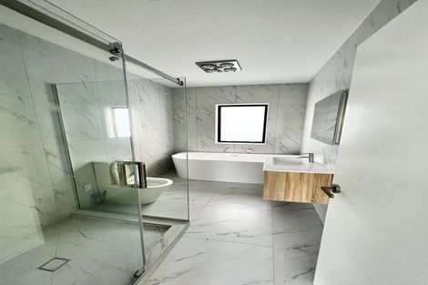 Photo of property in 8 Kotuitui Drive, Wainui, Silverdale, 0992