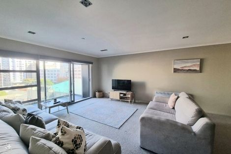 Photo of property in Bellagio Apartments, 5e/39 Taranaki Street, Te Aro, Wellington, 6011