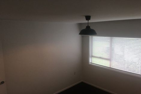 Photo of property in 64 West Coast Road, Glen Eden, Auckland, 0602