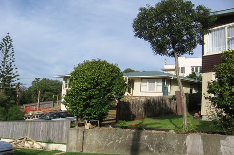 Photo of property in 1 Braemar Terrace, Johnsonville, Wellington, 6037