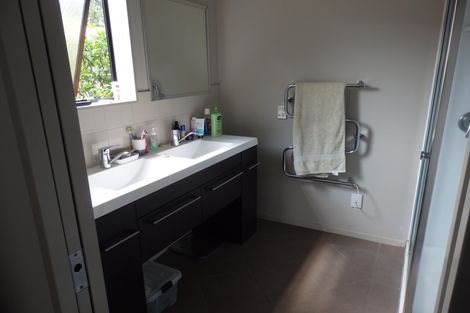 Photo of property in 100 Shakespeare Street, Leamington, Cambridge, 3432