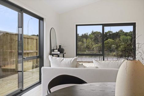 Photo of property in 22 Oneone Street, Cambridge, 3493