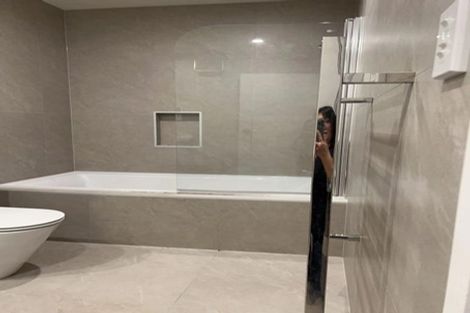 Photo of property in 22a Dallinghoe Crescent, Milford, Auckland, 0620