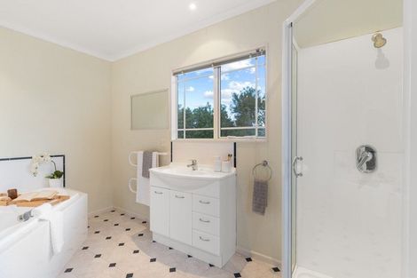 Photo of property in 53 Willow Park Drive, Opaki, Masterton, 5871