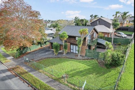 Photo of property in 2/6 Eugenia Rise, Totara Heights, Auckland, 2105