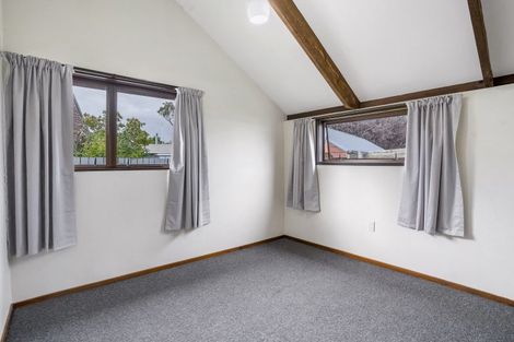 Photo of property in 17 Niddry Crescent, Winton, 9720