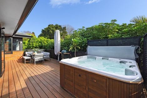 Photo of property in 33 Manuwai Drive, Matua, Tauranga, 3110