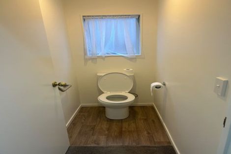 Photo of property in 1/8 Holman Road, Te Atatu Peninsula, Auckland, 0610