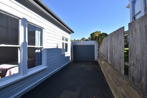 Photo of property in 10 Whitby Street, Mornington, Dunedin, 9011