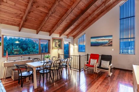 Photo of property in 1/6 Mana Esplanade, Paremata, Porirua, 5026