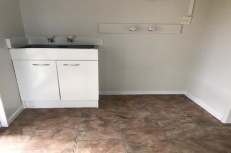 Photo of property in 2/74 Palmers Road, Clendon Park, Auckland, 2103