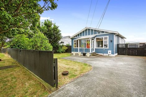 Photo of property in 19 Elizabeth Street, Moera, Lower Hutt, 5010