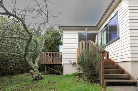 Photo of property in 86b Royal View Road, Te Atatu South, Auckland, 0610