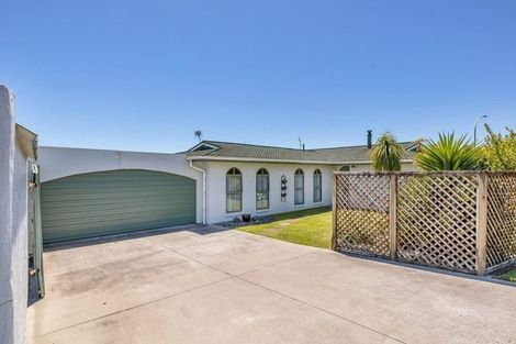 Photo of property in 1 Lantana Avenue, Bell Block, New Plymouth, 4312