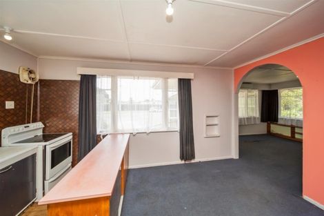 Photo of property in 2 Denby Road, Hawera, 4610