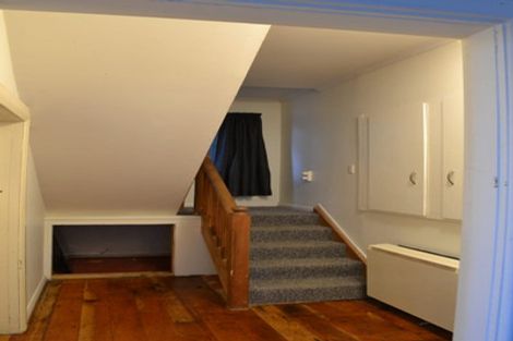 Photo of property in 37 Raroa Road, Kelburn, Wellington, 6012