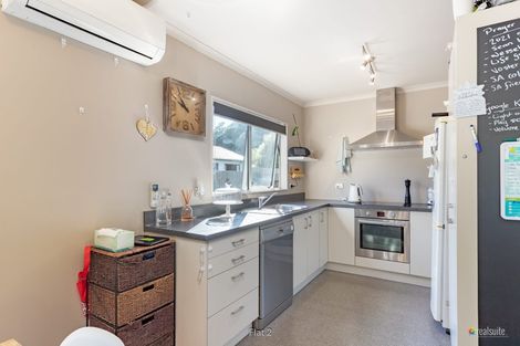 Photo of property in 6c Pokaka Street, Birchville, Upper Hutt, 5018