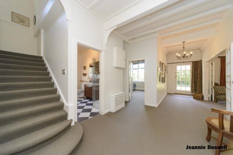 Photo of property in 220 Victoria Avenue, Hokowhitu, Palmerston North, 4410