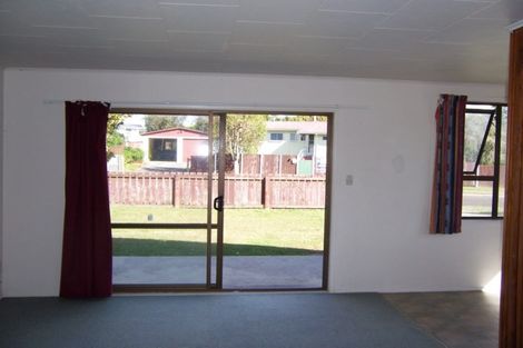 Photo of property in 19 Ben Keys Street, Te Puke, 3119