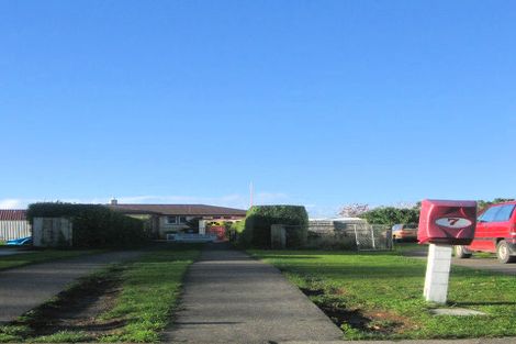 Photo of property in 7 Exeter Crescent, Takaro, Palmerston North, 4412