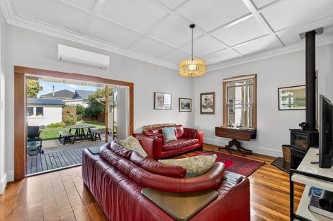 Photo of property in 76 Vigor Brown Street, Napier South, Napier, 4110