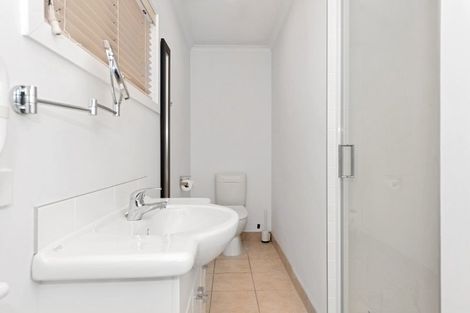 Photo of property in 2h Riro Street, Hamilton East, Hamilton, 3216