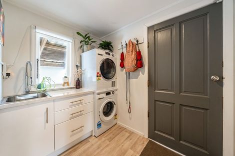 Photo of property in 579f Fergusson Drive, Trentham, Upper Hutt, 5018