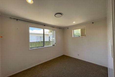 Photo of property in 79 Sunderlands Road, Half Moon Bay, Auckland, 2012