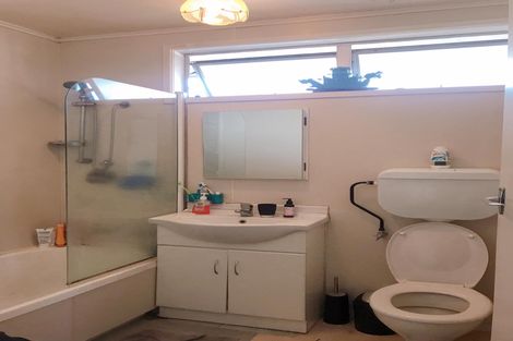 Photo of property in 10/12 Ingram Street, Papakura, 2110