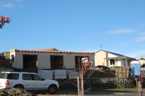 Photo of property in 13 Ansted Place, Wanaka, 9305