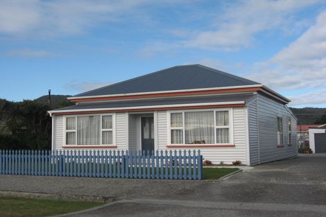 Photo of property in 87 Reid Street, Blaketown, Greymouth, 7805