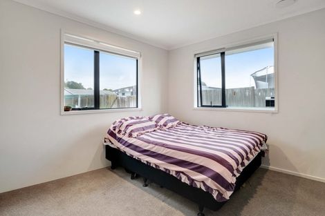 Photo of property in 82a Finlayson Avenue, Clendon Park, Auckland, 2103