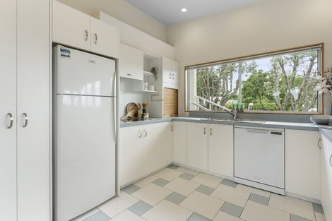 Photo of property in 193 Sandspit Road, Shelly Park, Auckland, 2014