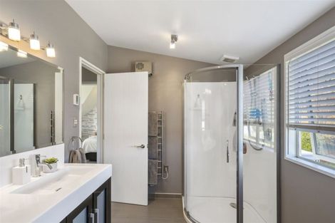 Photo of property in 55 Kennedys Bush Road, Halswell, Christchurch, 8025