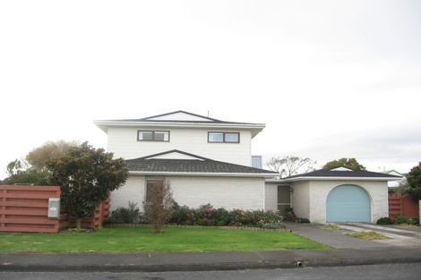 Photo of property in 1 Manawa Avenue, Raumati Beach, Paraparaumu, 5032