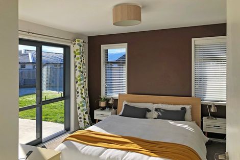 Photo of property in 17 Myles Way, Lower Shotover, Queenstown, 9304