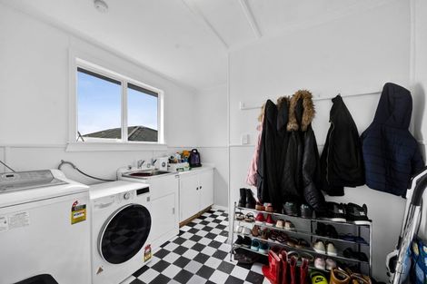 Photo of property in 150 Miranda Street, Stratford, 4332