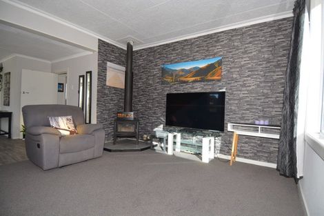 Photo of property in 11 Mason Street, Bluff, 9814