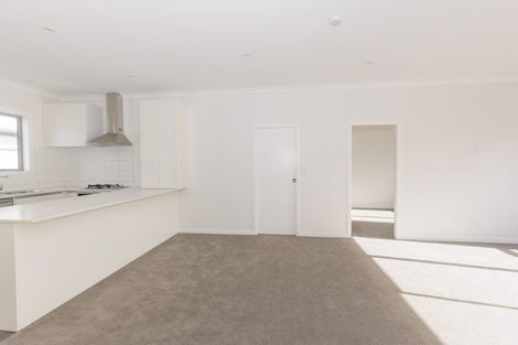 Photo of property in 2/12 The Strand, Wainuiomata, Lower Hutt, 5014