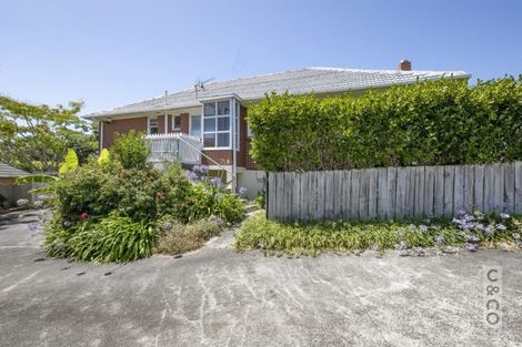Photo of property in 94 Colwill Road, Massey, Auckland, 0614