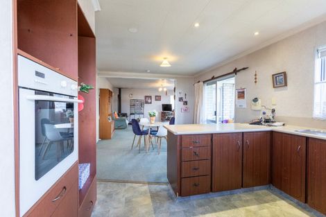 Photo of property in 5 Gladstone Street, Dannevirke, 4930